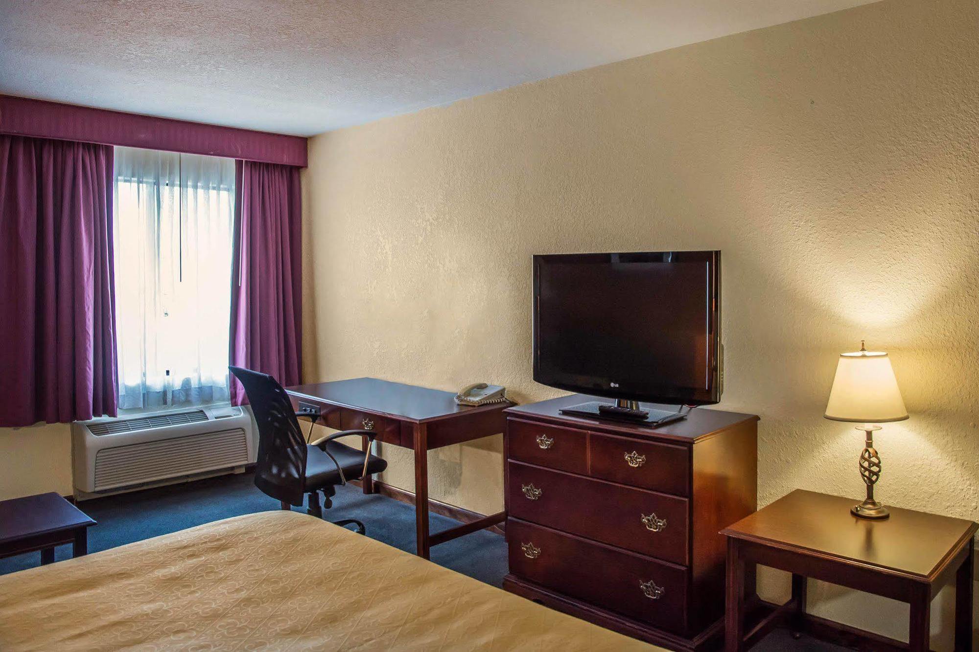 Quality Inn & Suites Cincinnati I-275 Springdale Kültér fotó